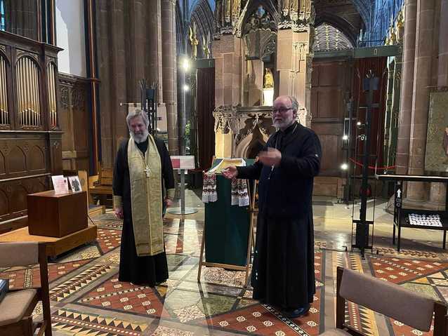 Православные паломники посещают общехристианские святыни Мерсии и Северного Уэльса