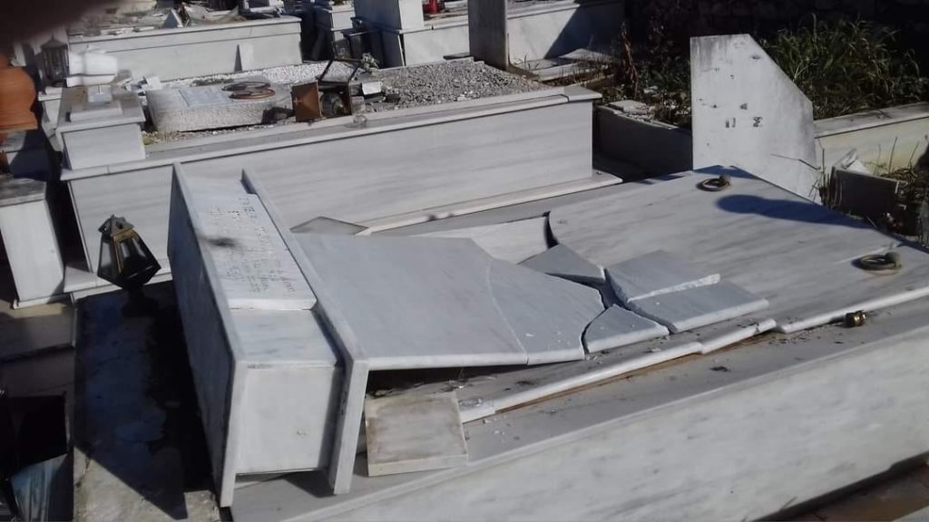 Βανδάλισαν το κοιμητήριο στο Αρτεσιανό Καρδίτσας
