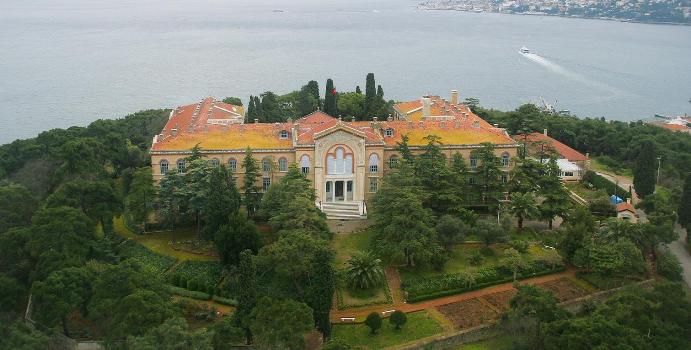 Το Διεθνές Συμπόσιο από τη Χάλκη