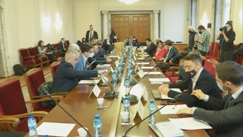 КЕВР отхвърли предложението на „ГЕРБ“ за компенсации за храмовете и монастирите | VIDEO