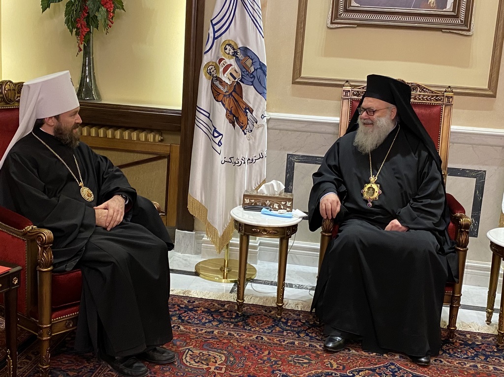 Митрополит Иларион поздравил Предстоятеля Антиохийской Православной Церкви с годовщиной интронизации