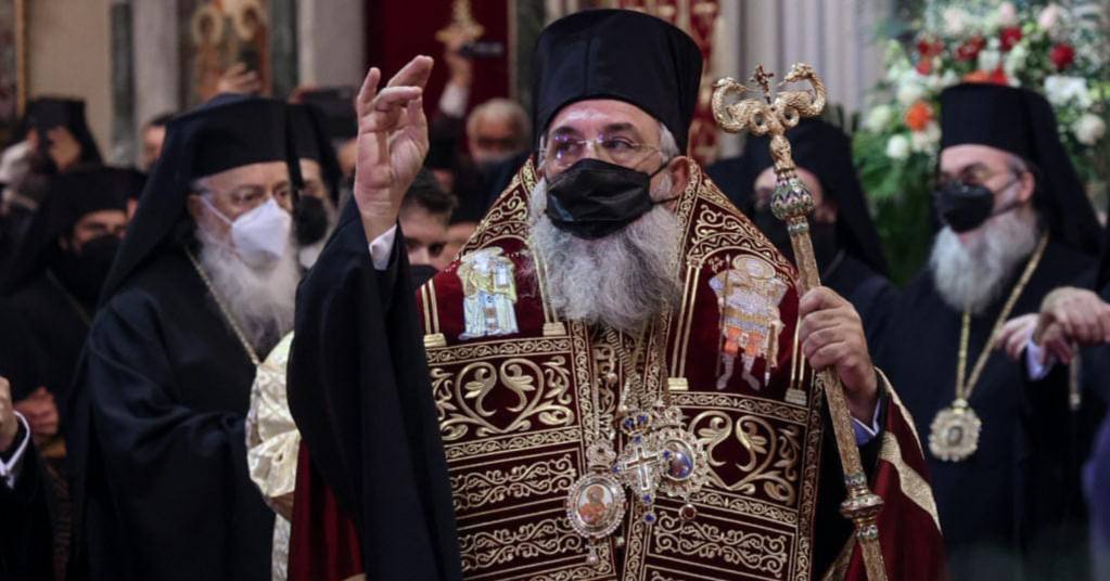 კრეტის ეკლესიის ახალ მწყემსმთავარს მეორე პანაღია ყოფილმა მოსაყდრემ გადასცა