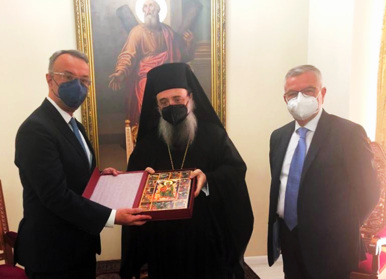 Ο Υπουργός Οικονομικών στον Μητροπολίτη Πατρών