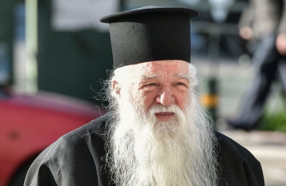 Σε επέμβαση τοποθέτησης βηματοδότη υπεβλήθη ο πρώην Καλαβρύτων Αμβρόσιος