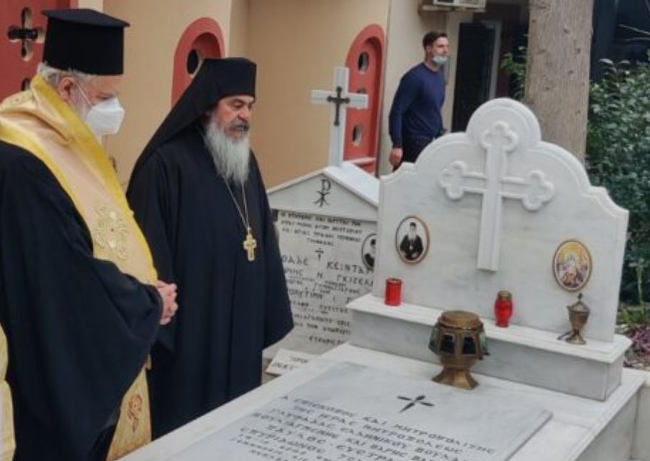 Τρισάγιο στον μακαριστό Γλυφάδας Παύλο τέλεσε ο Μητροπολίτης Αρκαλοχωρίου