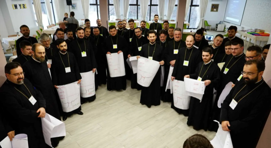 Clericii din Maramureș și Satu Mare au discutat despre pastorația tinerilor cu Pr. Visarion Alexa