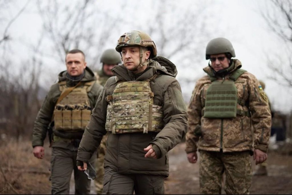 Καλλιεργείται κλίμα πολέμου στην Ουκρανία – διπλωματικός πυρετός και ανασφάλεια