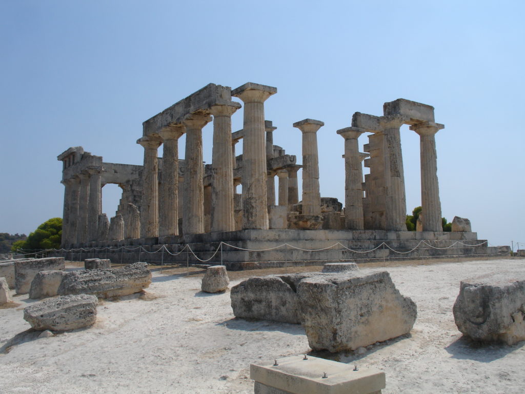 Αίγινα: Στην τελική ευθεία η εγκατάσταση φωτισμού στον Ναό της Αφαίας