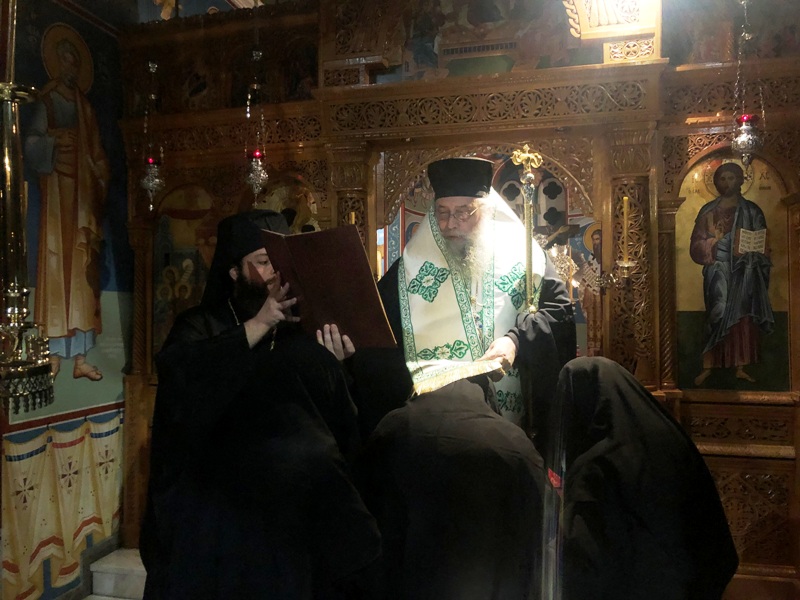 Ενθρόνιση Ηγουμένης στο Ησυχαστήριο Παναγίας Μυρτιδιωτίσσης Θαψανών Πάρου