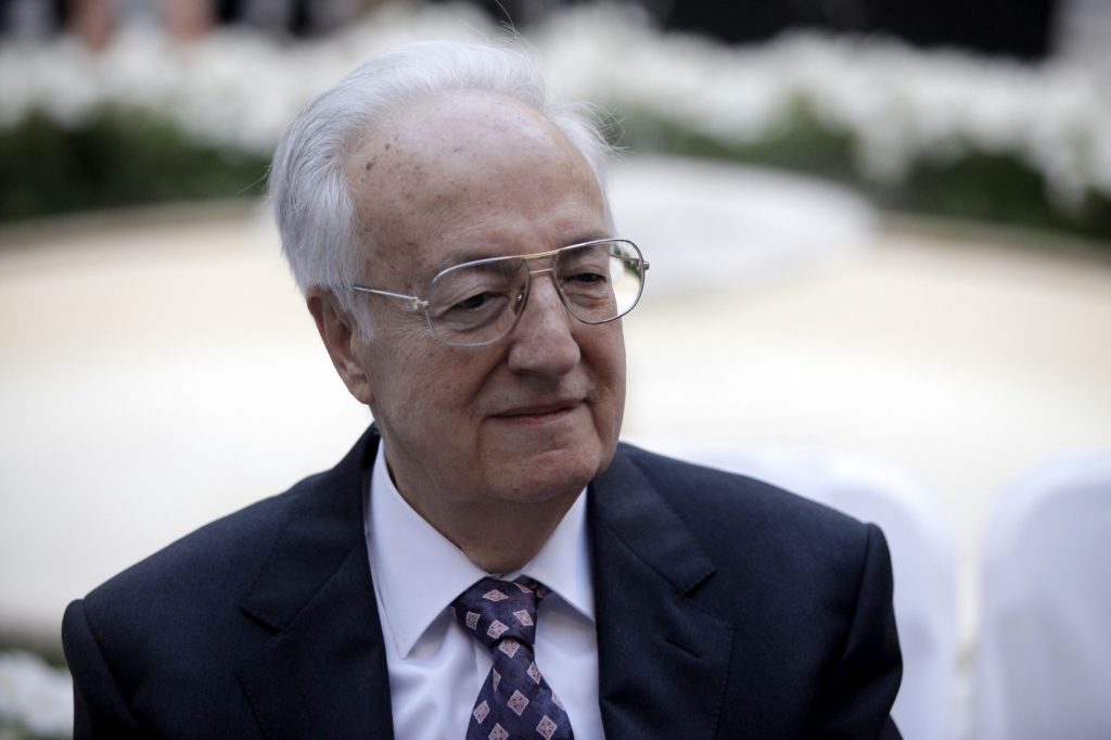 Скончался бывший президент Греческой Республики Христос Сардзетакис