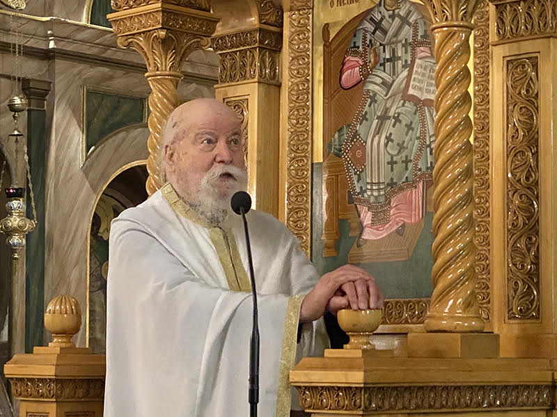 Αρχιμ. π. Δανιήλ Αεράκης: Μία γυναίκα στον κόσμο, υποδέχθηκε στην μήτρα Της, τον δημιουργό όλου του κόσμου