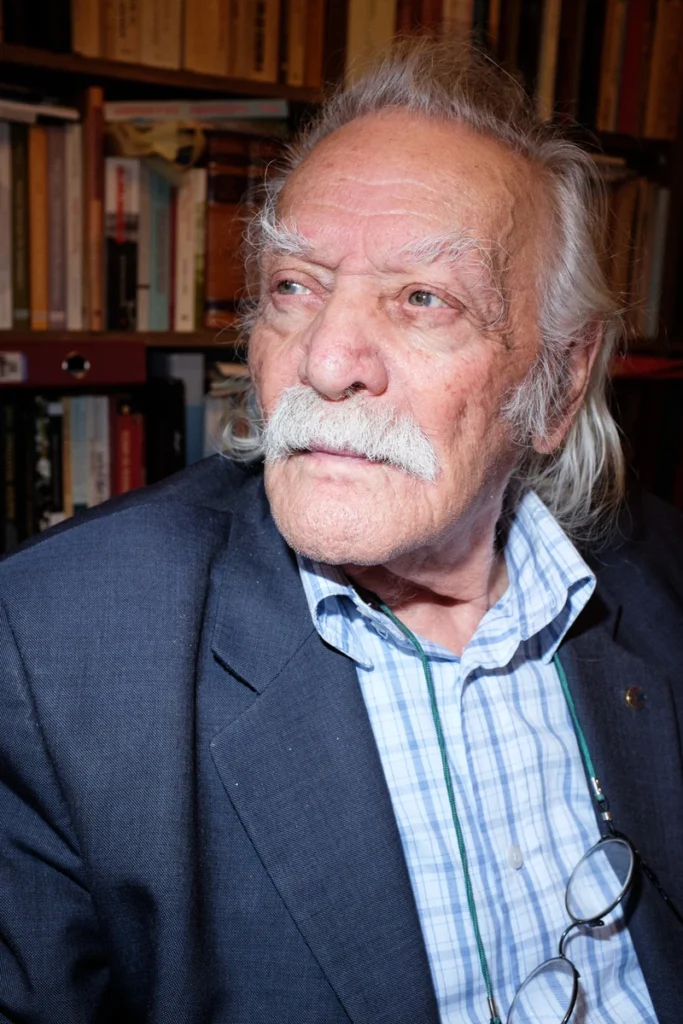 Σαν σήμερα φεύγει από τούτη τη ζωή ο Μανώλης Γλέζος