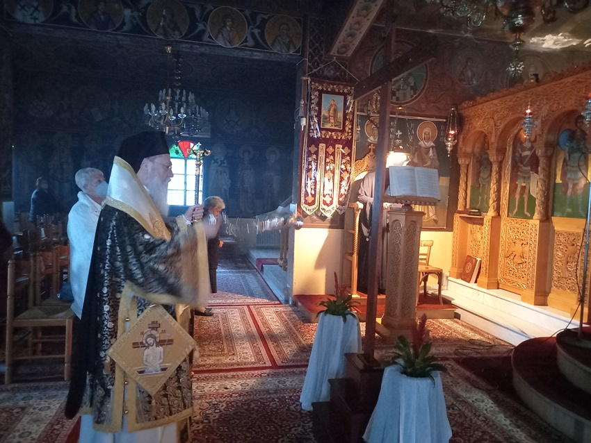 Λουτράκι: Ο Μητροπολίτης Κορίνθου για την γλυκύτητα της προσευχής