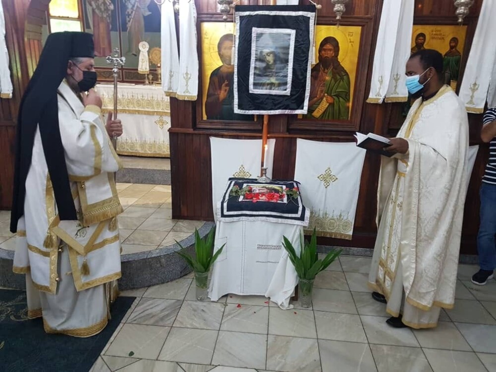 Трисагий за жертвите на руската варварска инвазия в Украйна отслужи Митрополитът на Замбия | СНИМКИ