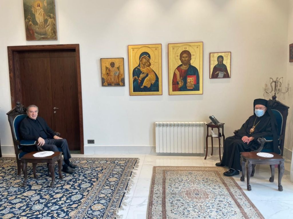 استقبل سيادة متروبوليت بيروت وتوابعها المطران الياس عوده الوزير السابق ميشال فرعون