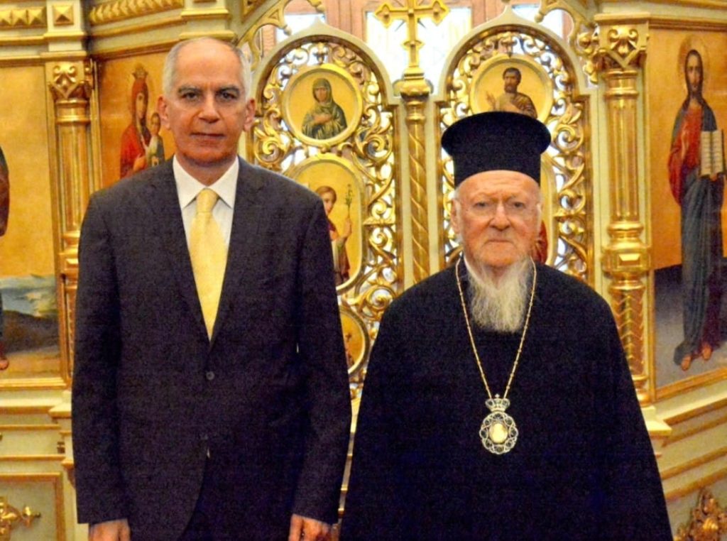 ‎قداسة البطريرك المسكوني يستقبل سعادة سفير فرنسا في انقرة