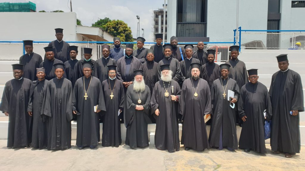 البابا ثيودروس يلتقي مع إكليروس كينشاسا وبرازافيل والغابون
