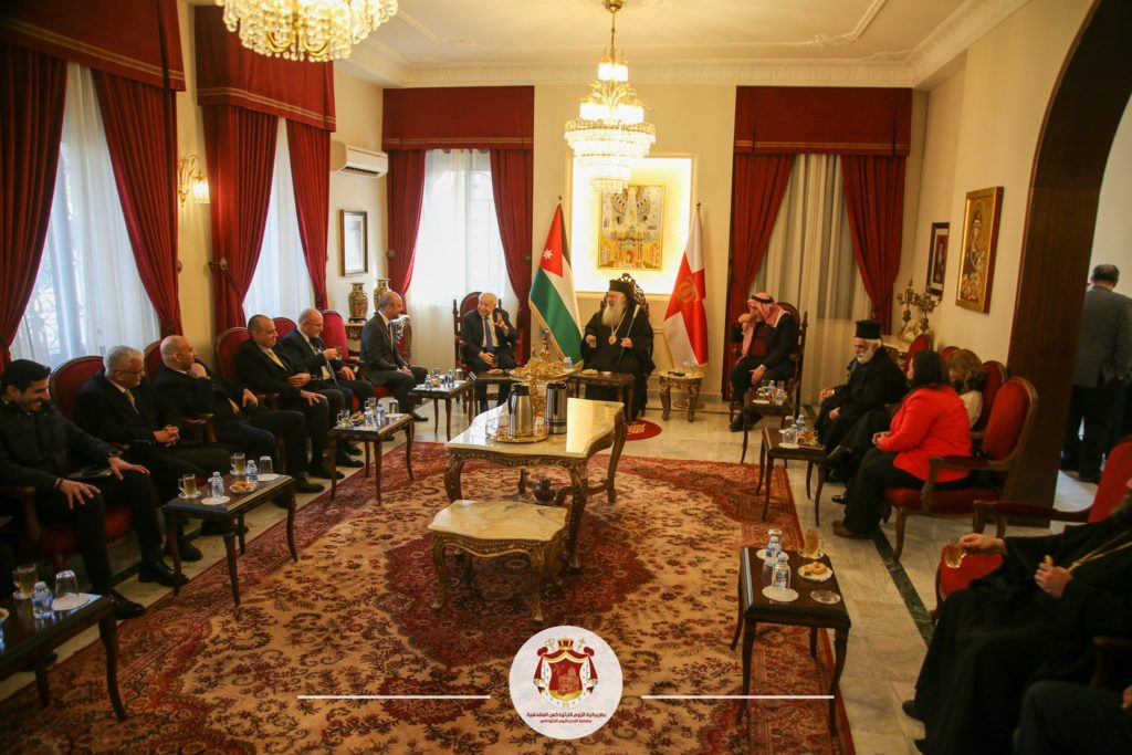 شراكةٌ استراتيجيَّةٌ بين المطرانيّة وأبو غزالَة العالميّة