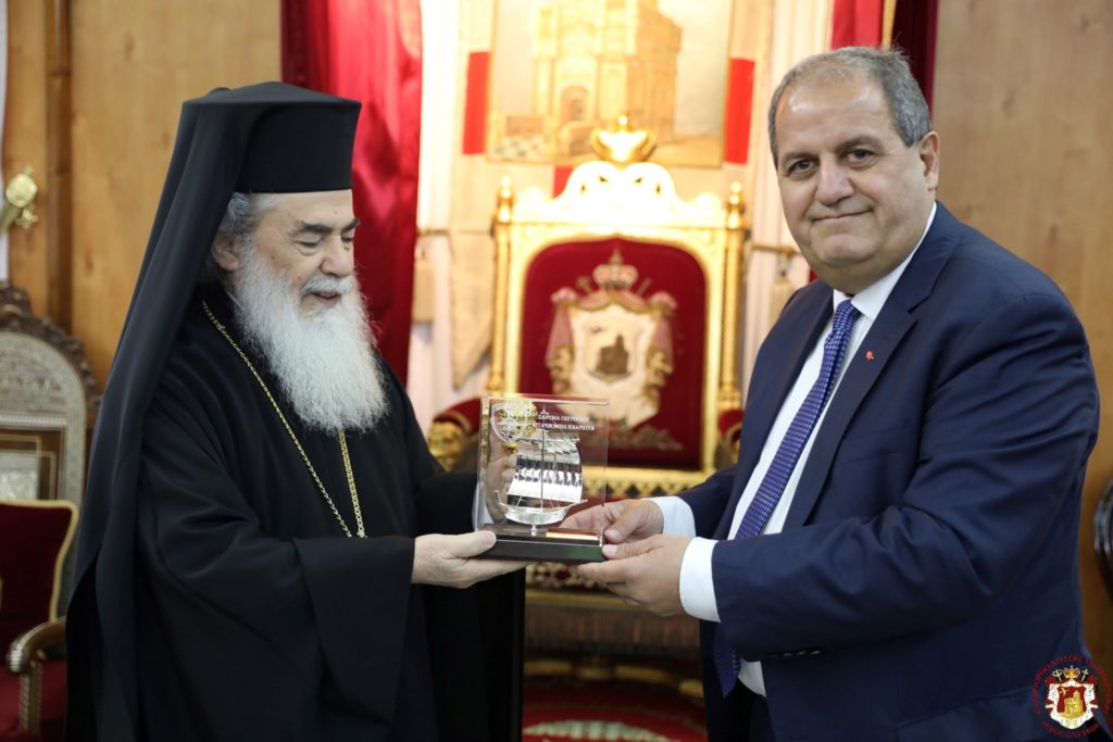 Ο Πατριάρχης Ιεροσολύμων δέχθηκε τον Γενικό Διευθυντή του Υπουργείου Αμύνης της Κύπρου