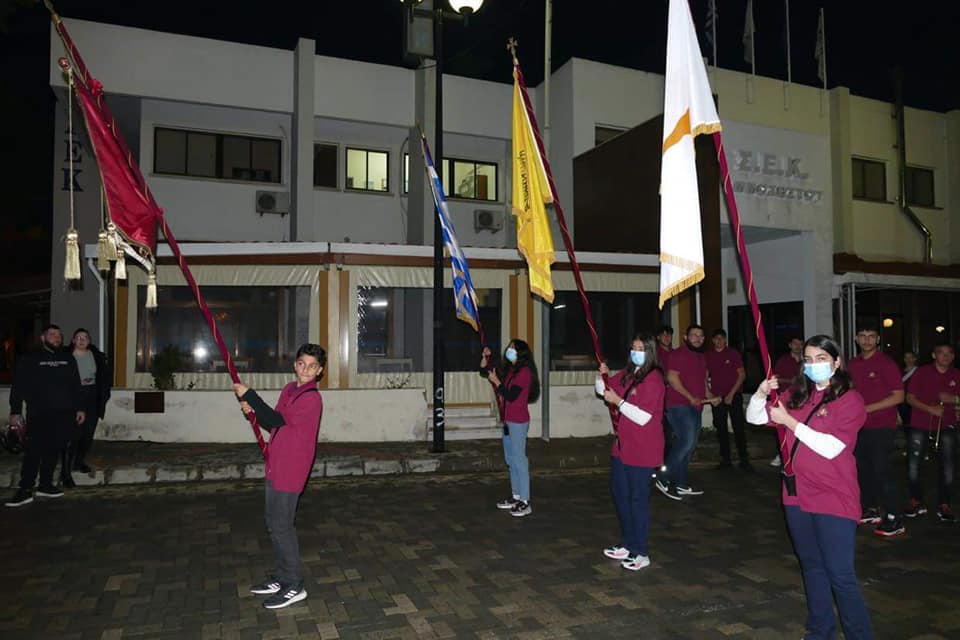 Λαμπαδηφορία για την 25η Μαρτίου στο Παραλίμνι