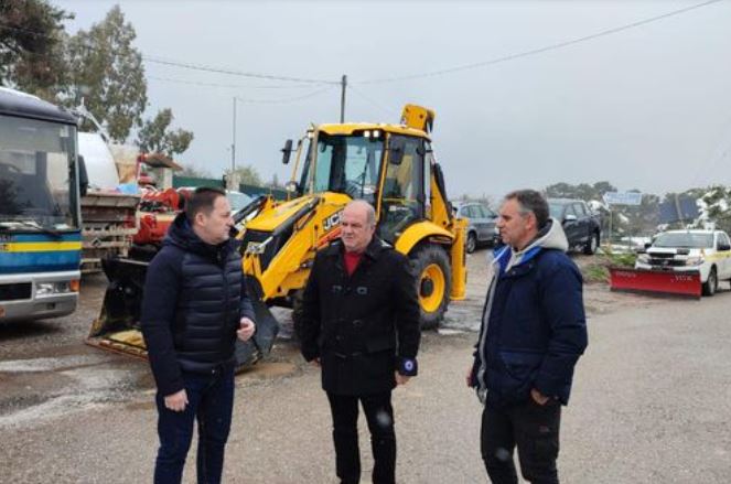 Κακοκαιρία «Φίλιππος»: Προειδοποίηση Πέτσα: «Αποφύγετε τις μετακινήσεις…»