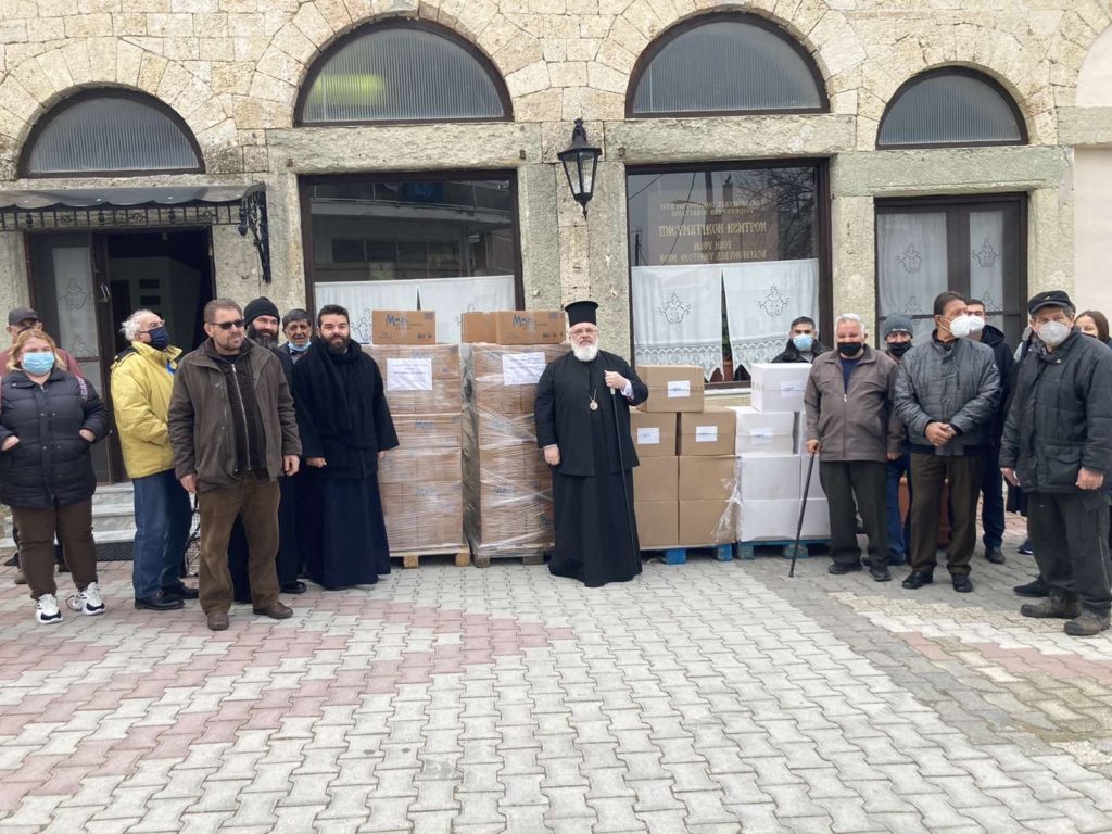 200 δέματα αγάπης σε άπορες και πολύτεκνες οικγένειες