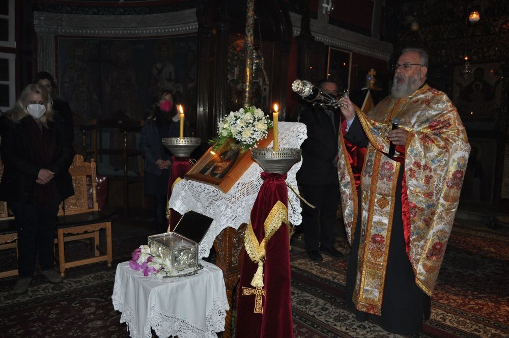 Ολονυχτία για τον Άγιο Νικόλαο τον Πλανά στη Μύκονο