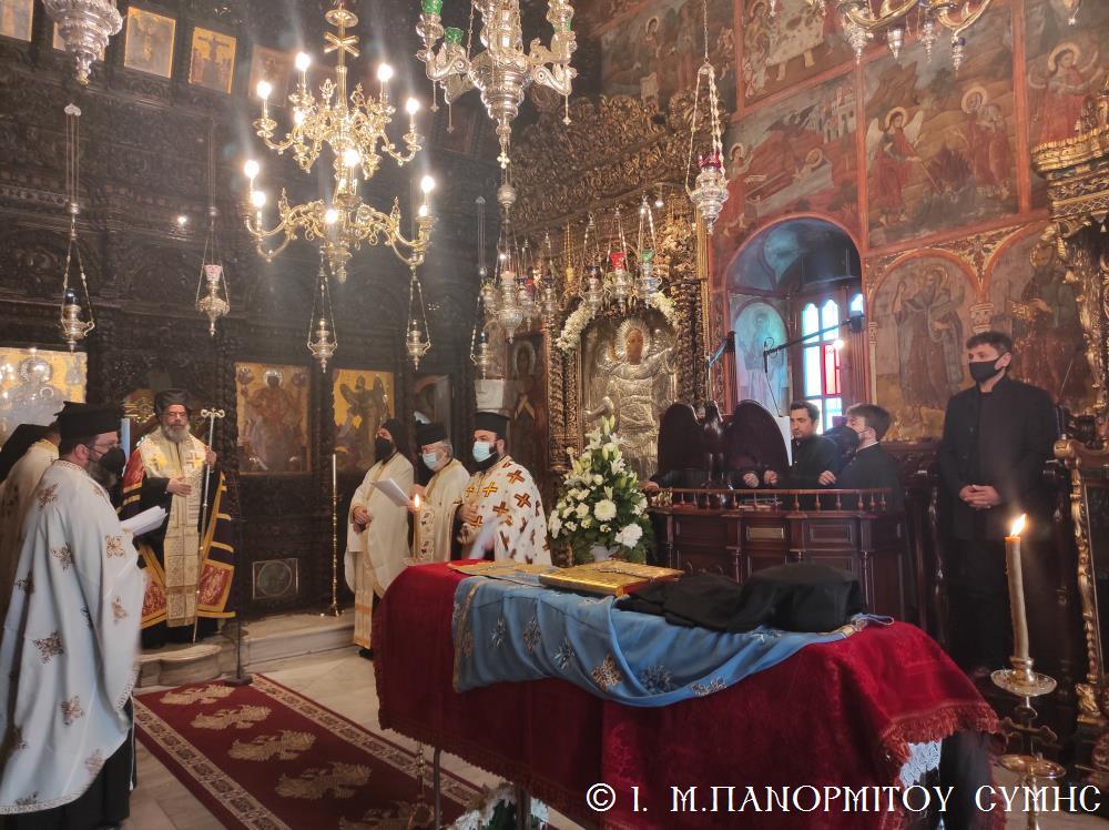 Τελέστηκε η εξόδιος ακολουθία του Προηγουμένου του Πανορμίτη