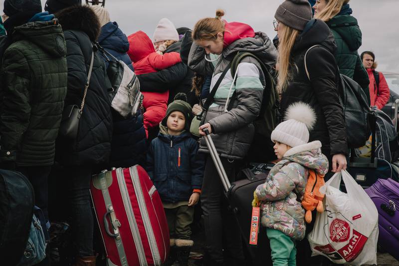 Δέματα αγάπης από την εν Ρουμανία Εκκλησία στους Ουκρανούς πρόσφυγες
