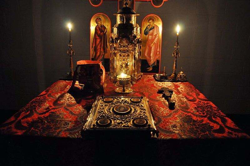 «Ενορία εν δράσει»: Η ακολουθία του Μεσονυκτικού