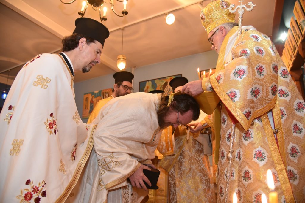 Χειροτονία πρεσβυτέρου – πατέρα 4 παιδιών στις Βρυξέλλες