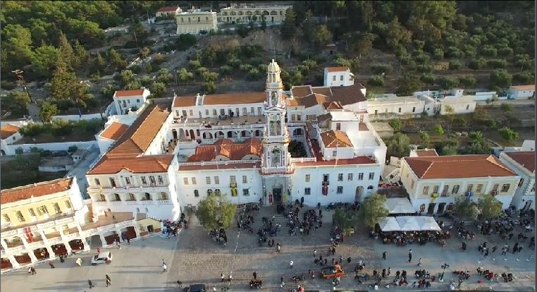 Το θαλάσσιο ταξίδι του τάματος προς τον Πανορμίτη της Σύμης στην pemptousia.tv