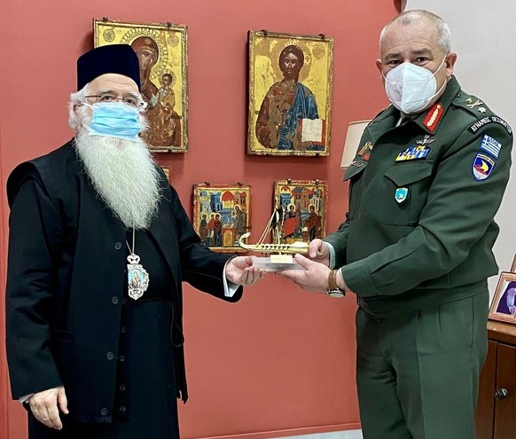Επίσκεψη του Δ/κτου της 32ας Ταξιαρχίας Πεζοναυτών στον Μητροπολίτη Δημητριάδος