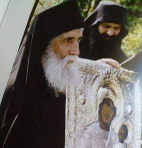 Γύρισε το κουμπί στη ταπείνωση