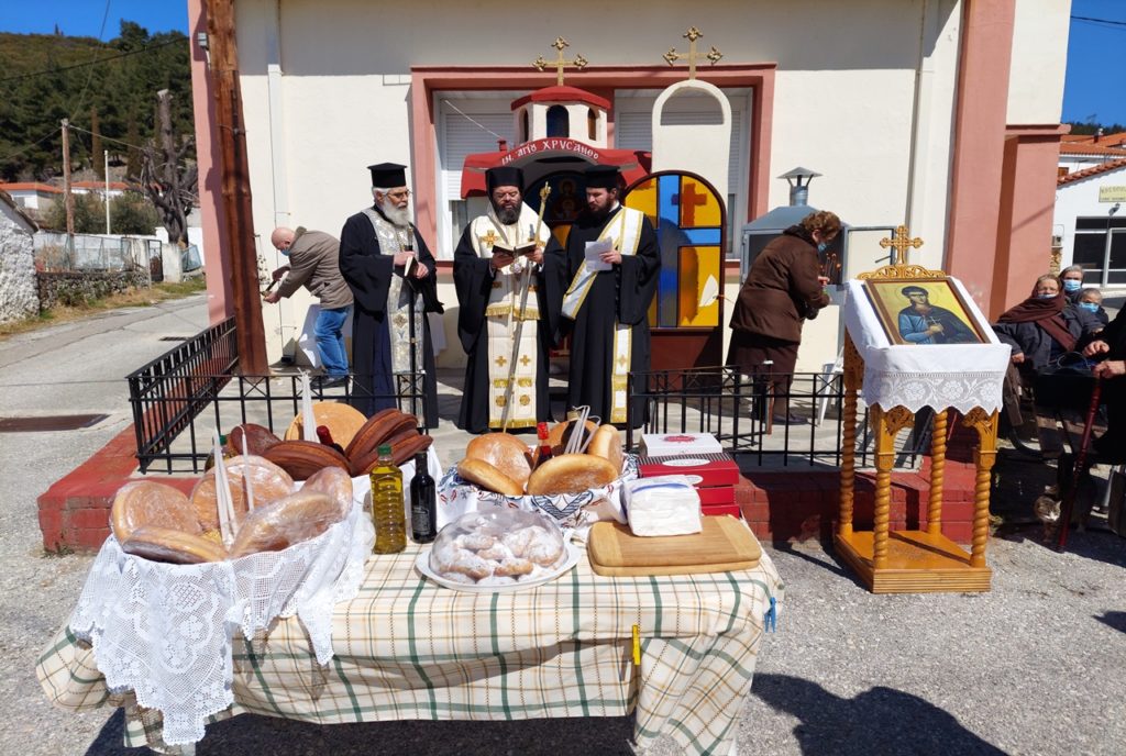 Αρτοκλασία και Επιμνημόσυνη δέηση στο χωριό Γρατινή
