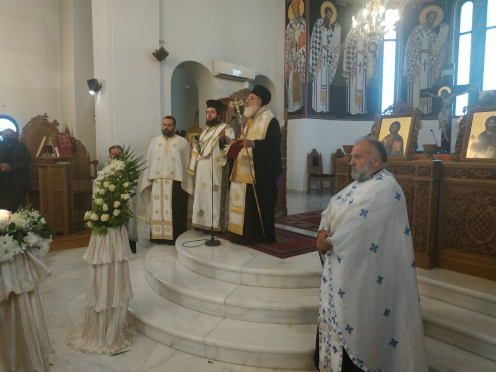 Εξόδιος ακολουθία της Δέσποινας Βερυκοκίδη – Θύμα τροχαίου ατυχήματος