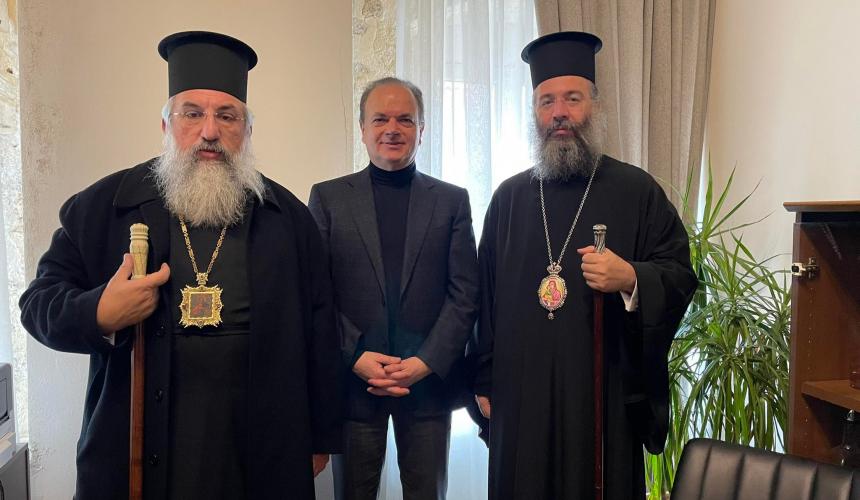 Εθιμοτυπική επίσκεψη Αρχιεπισκόπου Κρήτης και νέου Μητροπολίτη Ρεθύμνης στον Δήμαρχο Ρεθύμνης