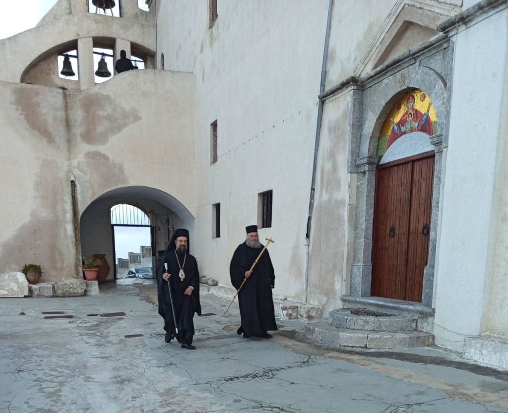 Κυριακή της Τυρινής στη Μονή Προφήτη Ηλία Θήρας