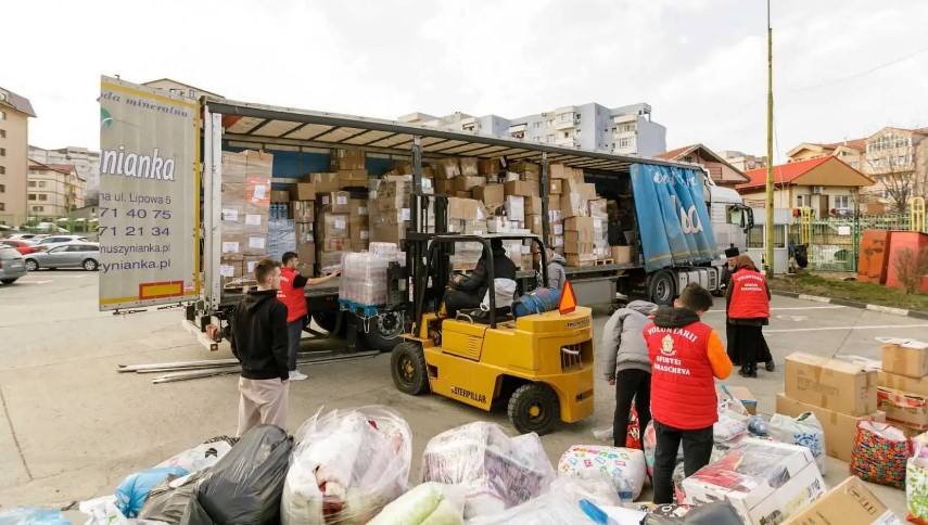 Η Αρχιεπισκοπή Ιασίου στο πλευρό των Ρουμάνων της Ουκρανίας