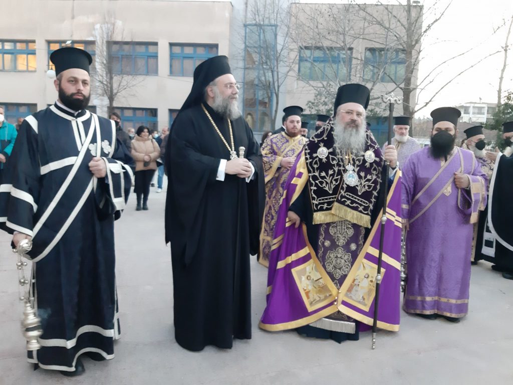 Τα Τρίκαλα υποδέχθηκαν τα “Άχραντα Πάθη”
