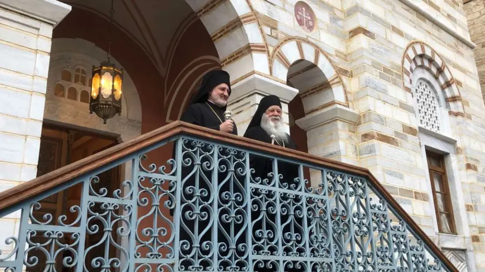 O Αρχιεπίσκοπος Αμερικής στη Μονή Ξενοφώντος