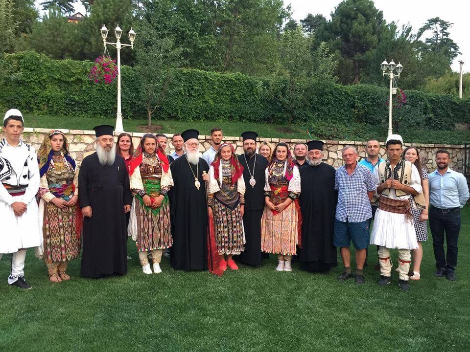 Η Εκκλησία οδοδείκτης για τους νέους της Αλβανίας