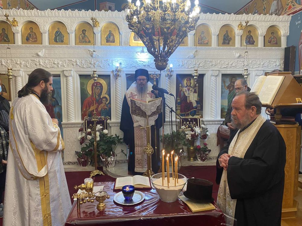Το Μυστήριο Ευχελαίου τέλεσε ο Μητροπολίτης Λαρίσης