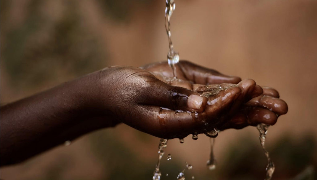 Παιδιά δημοτικού από τη Λεμεσού μαζεύουν χρήματα για γεώτρηση στην Αφρική