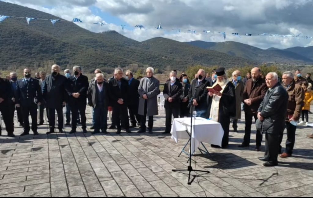 Τρισάγιο τελέσθηκε στο μνημείο της Ελευθερίας στη Χελωνοσπηλιά