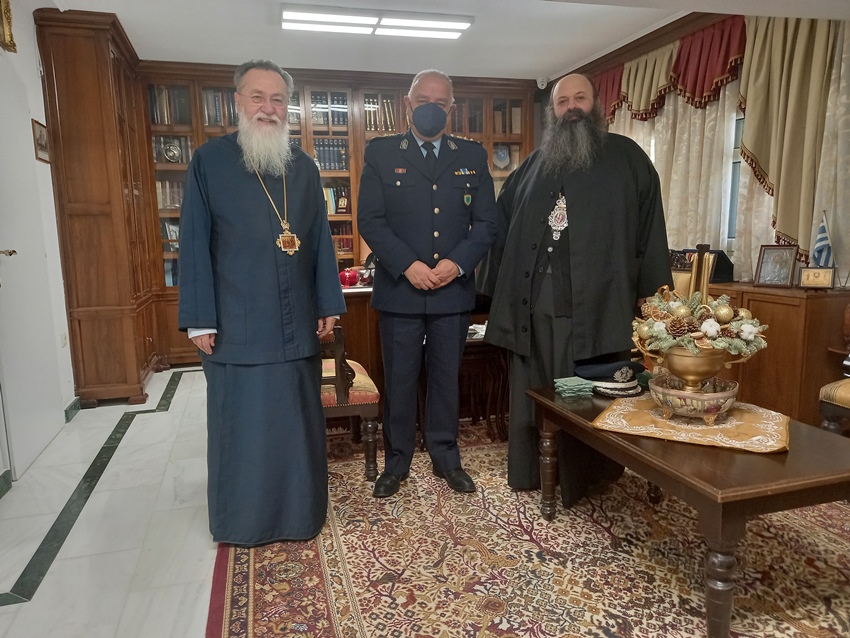 Ο Αστυνομικός Διευθυντής Κορινθίας στην Ιερά Μητρόπολη Κορίνθου