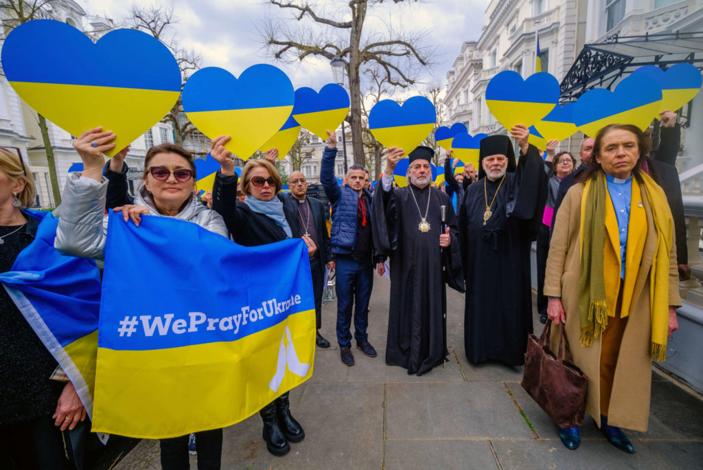 Archbishop Nikitas in a support rally of the Ukrainian people