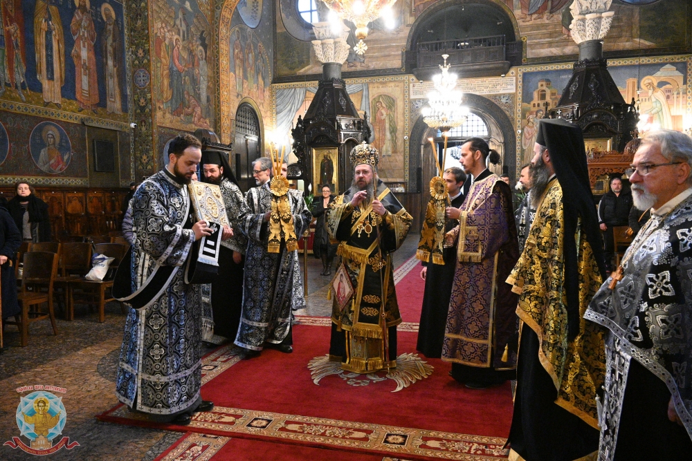 На Велика сряда бе отслужена последната за тази година Преждеосвещена литургия