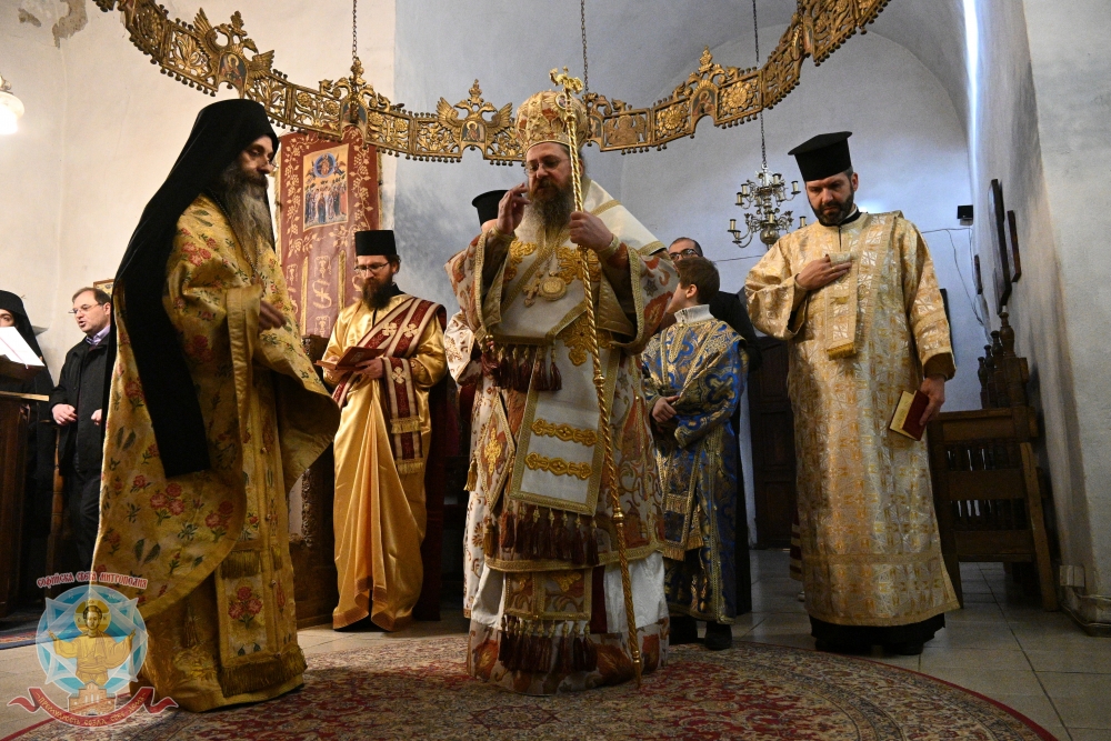 Архиерейска света Литургия със свещеническо ръкоположение в манастира “Седемте престола”