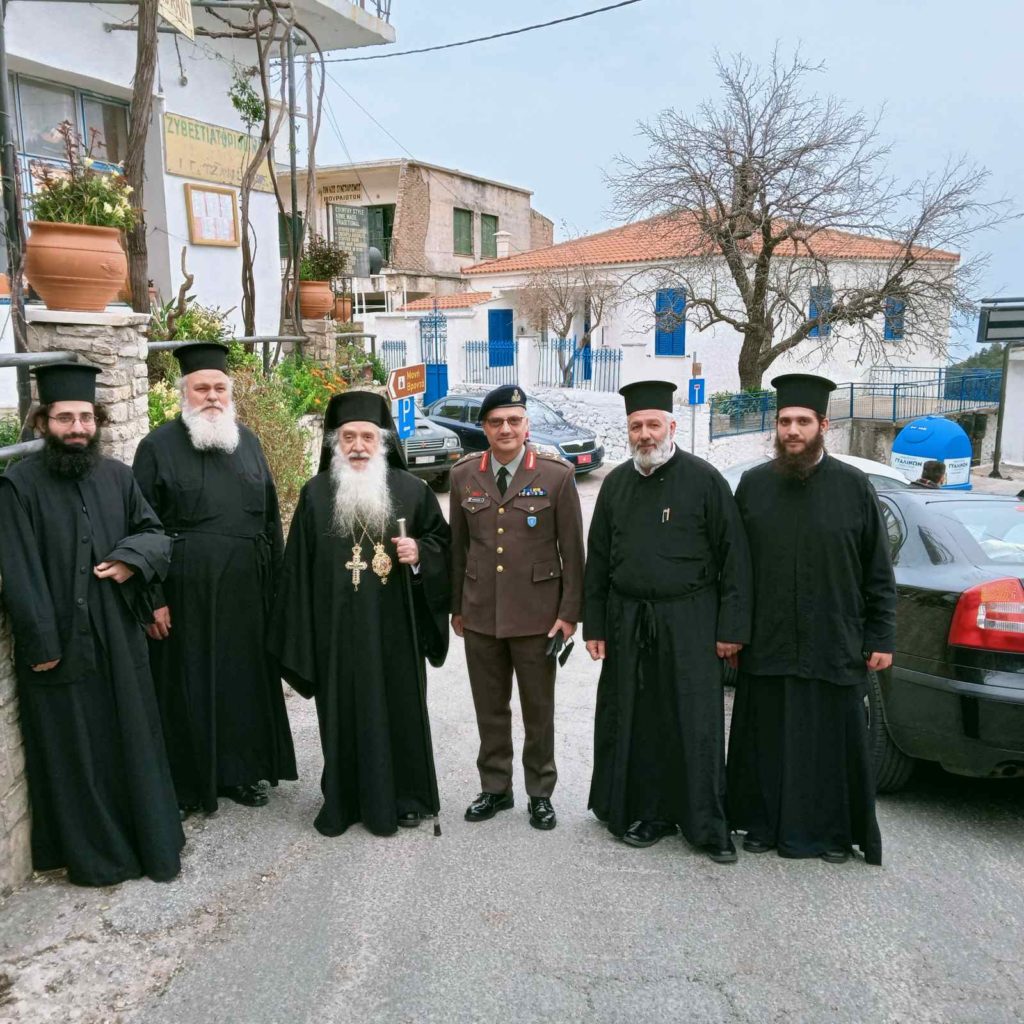 Κυριακή των Βαΐων στην Σάμο παρουσία στρατιωτικών και πολιτικών αρχών